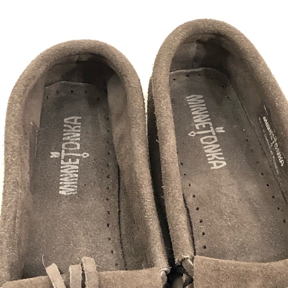 Minnetonka Kilty Hardsole Grey Suede Slip On Moccasins Slippers Shoes Womens 7.5 - Picture 9 of 10